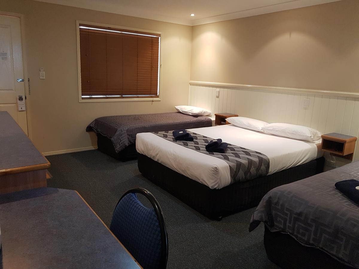 Dirranbandi Motor Inn ภายนอก รูปภาพ